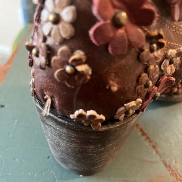 Old Gringo Hippie Chick Brass Red Bone 7" Ankle Boots Size 8B - Picture 4 of 4